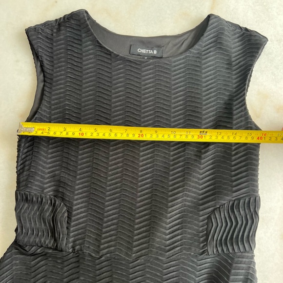 DEAL! $20! Chetta B Textured Black Dress Scoop Fit Flare Flirty Knee Length - Picture 5 of 7